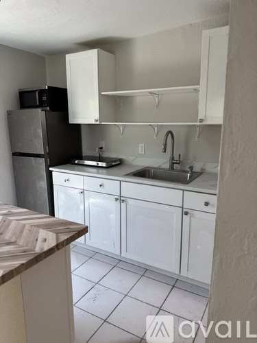 1508 NW 1st Ave
