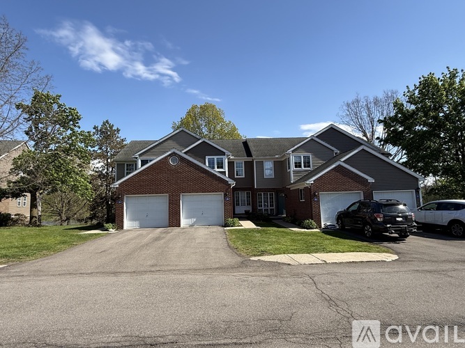 243 Fieldcrest St 3 Beds Townhouse for Rent - Photo gallery 1