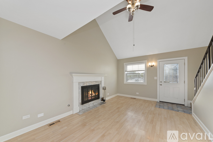 712 Clearwood Ct 2 Beds Townhouse for Rent - Photo gallery 3
