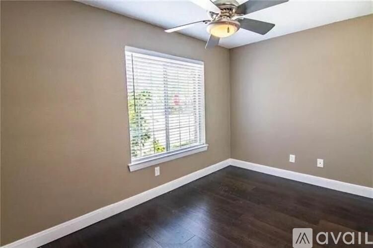 9401 Blue Jay Way 4 Beds Single Family Home for Rent - Photo gallery 2