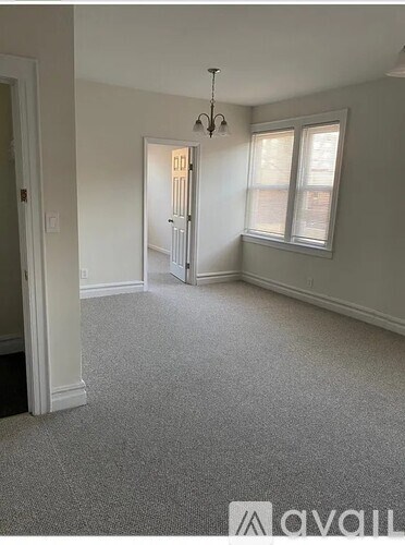 2538 E 2Nd St 3 Beds Apartment for Rent