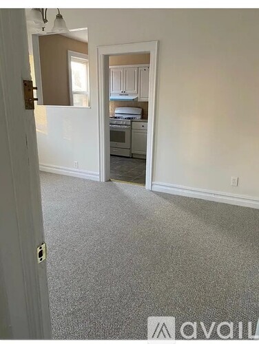 2538 E 2nd St 3 Beds Apartment for Rent - Photo gallery 2