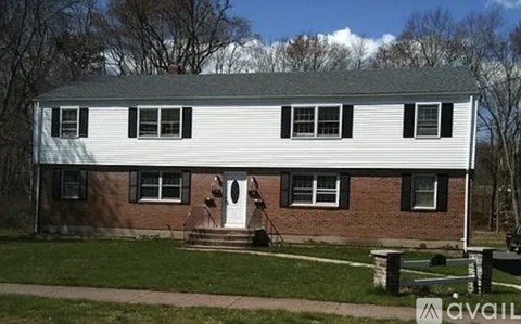 63 Deming Rd 2 Beds Apartment for Rent