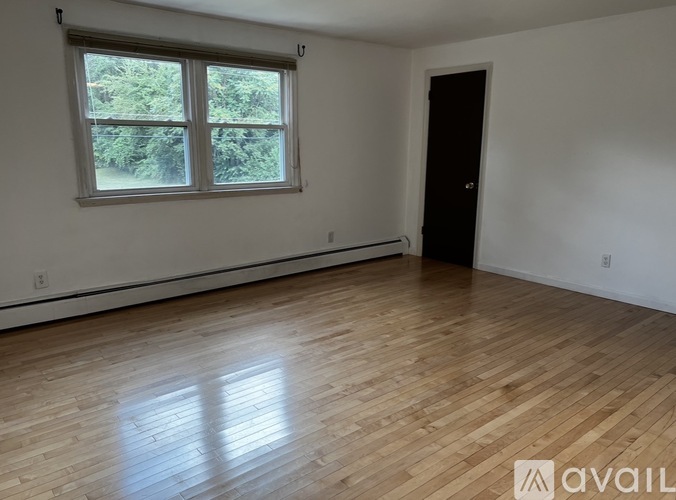 63 Deming Rd 2 Beds Apartment for Rent - Photo gallery 3