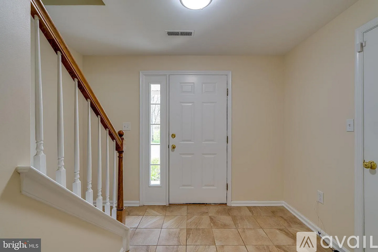 25 Tupelo Street 3 Beds Single Family Home for Rent - Photo gallery 3