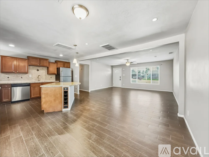 8745 E Palm Ln 3 Beds Single Family Home for Rent - Photo gallery 4