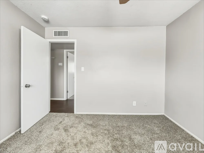 8745 E Palm Ln 3 Beds Single Family Home for Rent - Photo gallery 5