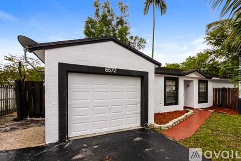 6571 NW 197Th Ln 3 Beds Apartment for Rent