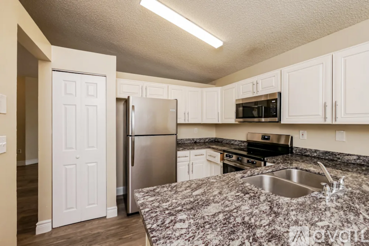 6571 NW 197th Ln 3 Beds Single Family Home for Rent - Photo gallery 3