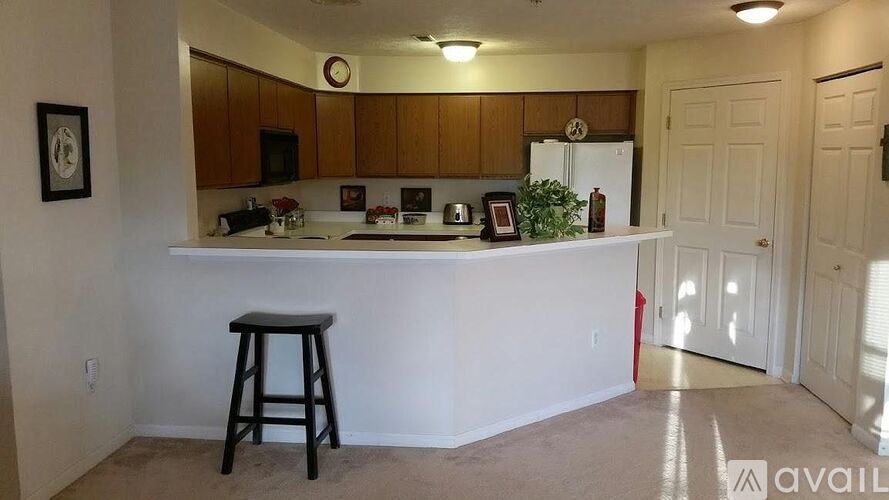 1526 Oakfield Dr 2 Beds Condo for Rent - Photo gallery 2