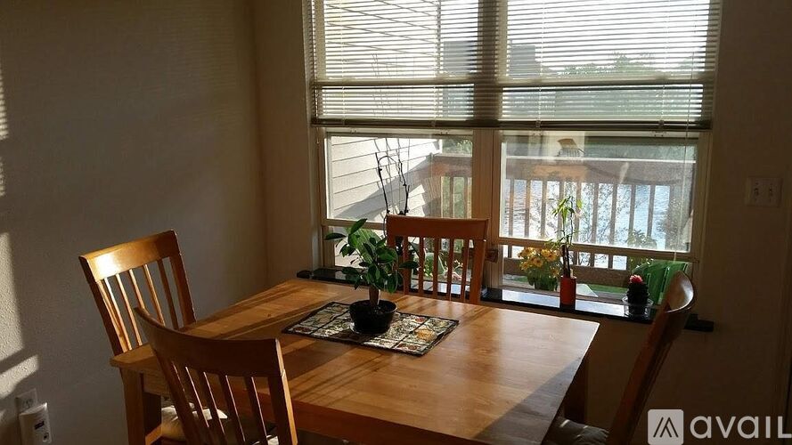 1526 Oakfield Dr 2 Beds Condo for Rent - Photo gallery 5