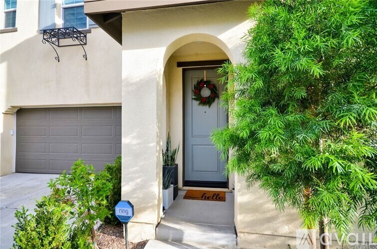 2709 Via Razmin 4 Beds Single Family Home for Rent - Photo gallery 3