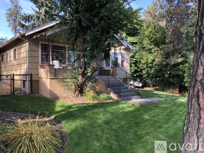 1504 South Southeast Boulevard 3 Beds Single Family Home for Rent - Photo gallery 2