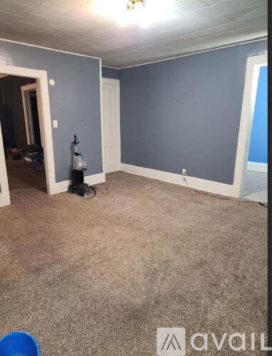 23 Center Street 3 Beds Apartment for Rent - Photo gallery 4