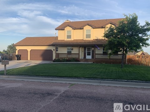 9585 Worchester Court 5 Beds Apartment for Rent