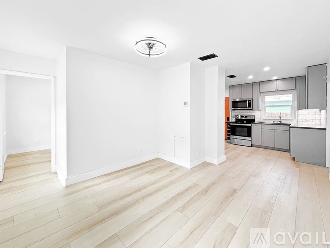 5021 9th Ave S 3 Beds Single Family Home for Rent - Photo gallery 2