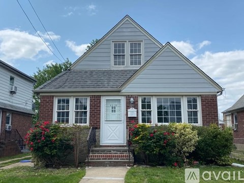 82-38 260Th Street 4 Beds Apartment for Rent