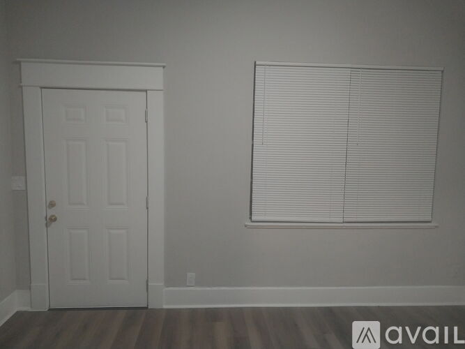 2102 Gray Street 3 Beds Single Family Home for Rent - Photo gallery 5