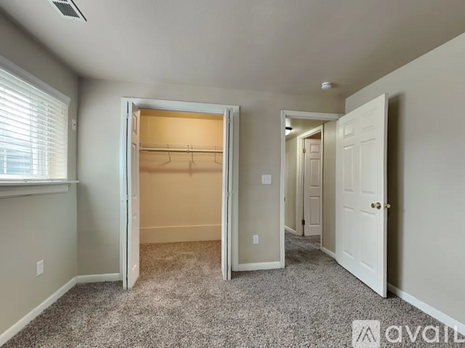 19402 8th Ave S 3 Beds Single Family Home for Rent - Photo gallery 4