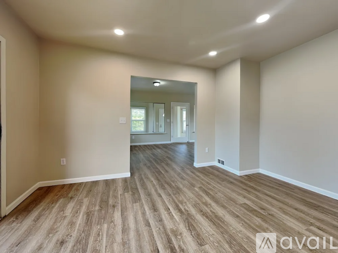 19402 8th Ave S 3 Beds Single Family Home for Rent - Photo gallery 5