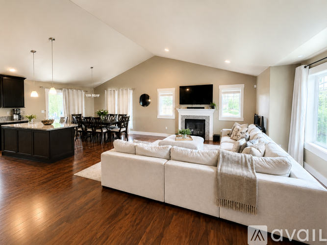 5445 Blue Sky Way 5 Beds Single Family Home for Rent - Photo gallery 4