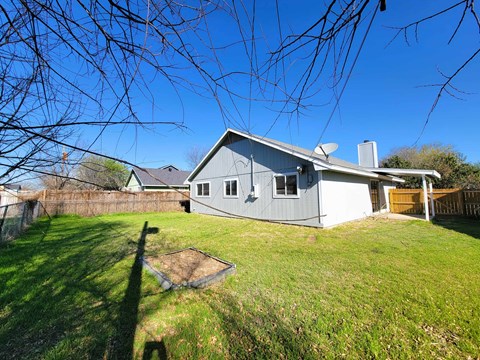 2502 Windmill Dr 3 Beds Apartment for Rent