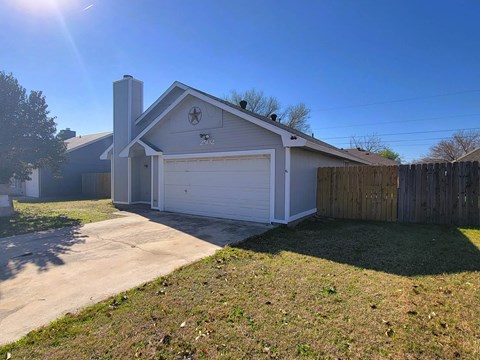 2502 Windmill Dr 3 Beds Apartment for Rent