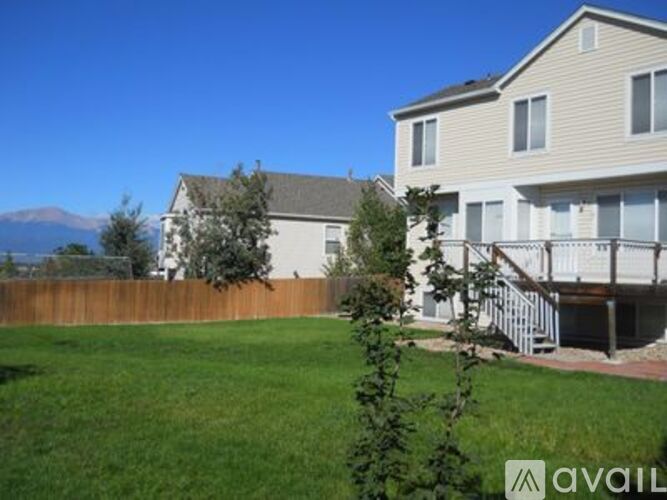 5435 Spoked Wheel Drive 5 Beds Single Family Home for Rent - Photo gallery 2