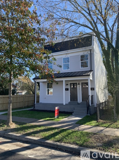 811 North 33rd Street 3 Beds Apartment for Rent - Photo gallery 3