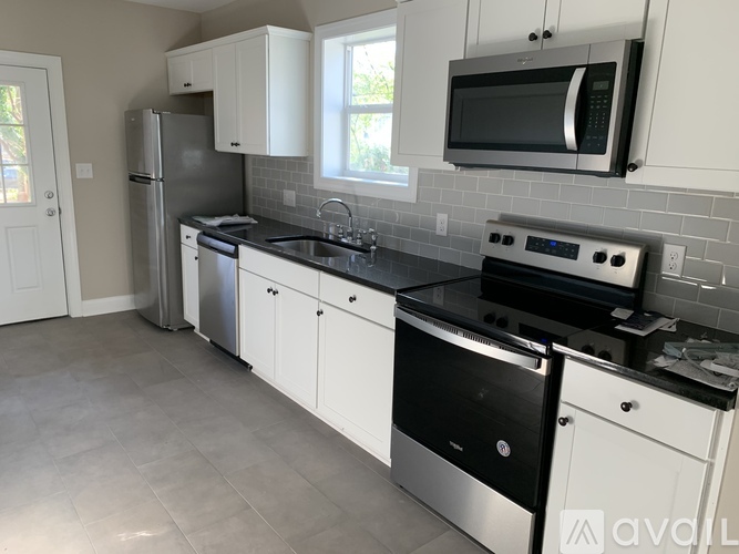 811 North 33rd Street 3 Beds Apartment for Rent - Photo gallery 5