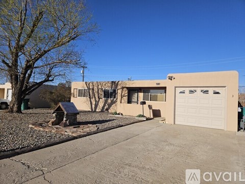 3513 Sierra Vista Drive 3 Beds Apartment for Rent