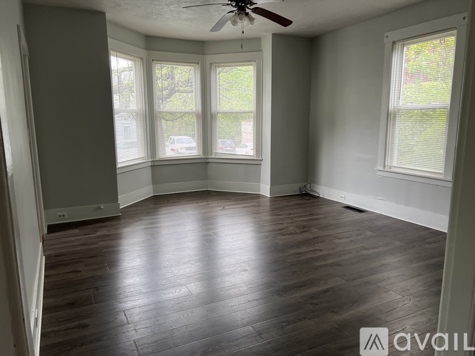 5 Cottage St 3 Beds Apartment for Rent - Photo gallery 2
