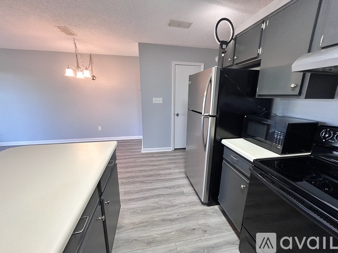 510 Fairwood Lakes Drive 1 Condo for Rent - Photo gallery 3