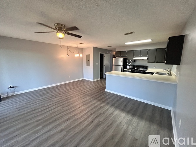 510 Fairwood Lakes Drive 1 Condo for Rent - Photo gallery 4