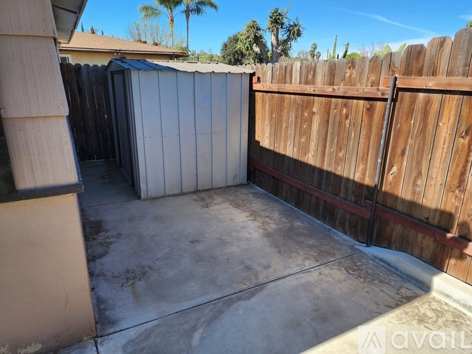 711 S Pine St Studio Apartment for Rent - Photo gallery 2