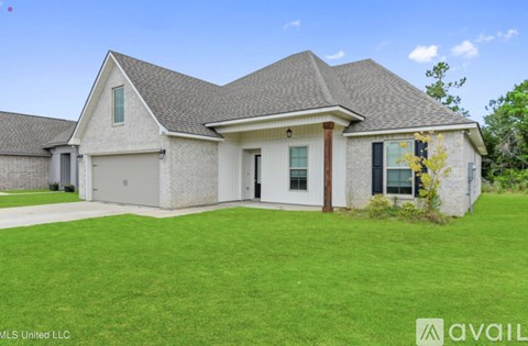 3766 Hamilton Dr 4 Beds Apartment for Rent