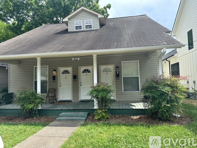 602 Beirne Avenue Northeast 1 Apartment for Rent - Photo gallery 2