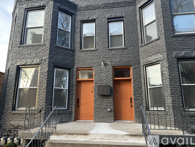 6554 South Champlain Avenue 3 Beds Apartment for Rent - Photo gallery 1