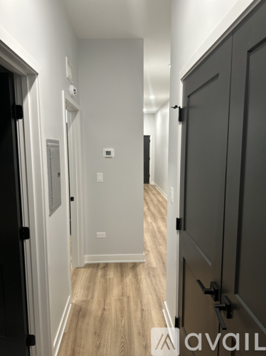 6554 South Champlain Avenue 3 Beds Apartment for Rent - Photo gallery 4