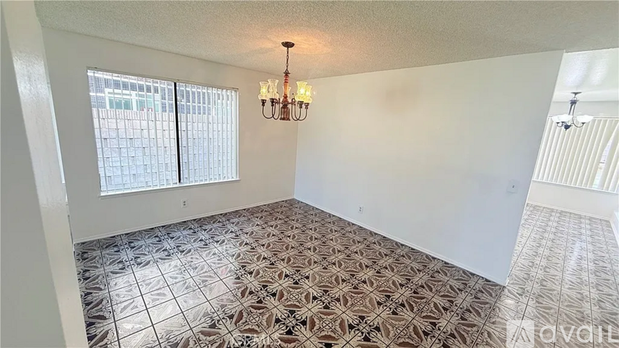 46 Christamon West 4 Beds Single Family Home for Rent - Photo gallery 2