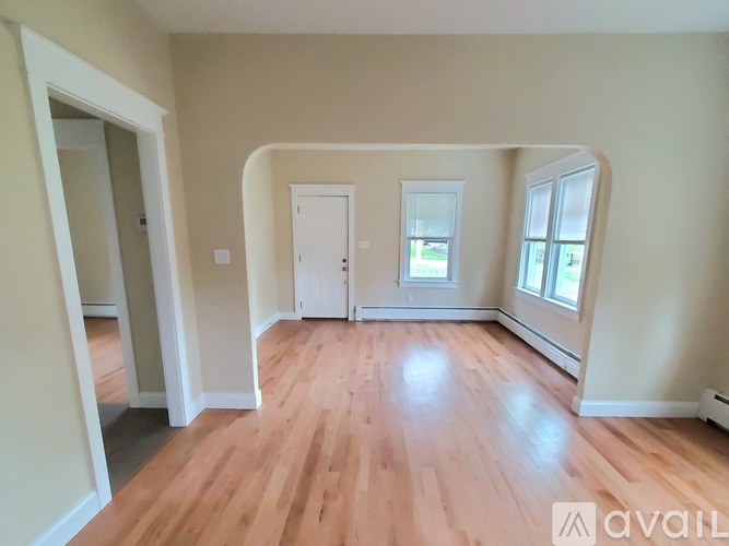 846 Pleasant St 2 Beds Single Family Home for Rent - Photo gallery 4