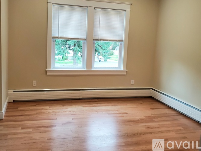 846 Pleasant St 2 Beds Single Family Home for Rent - Photo gallery 5