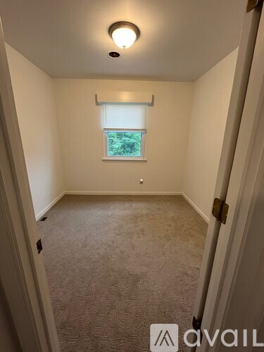 599 Bailey Road 3 Beds Townhouse for Rent - Photo gallery 4