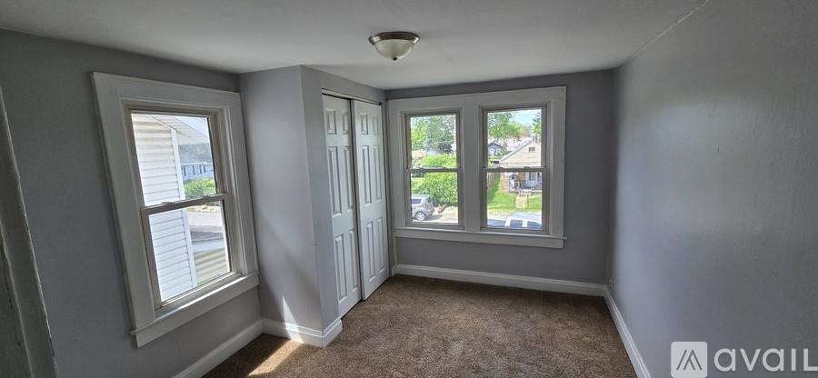 257 Benfield Ave 3 Beds Single Family Home for Rent - Photo gallery 2