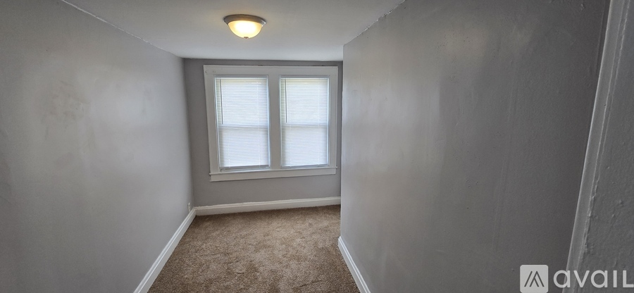 257 Benfield Ave 3 Beds Single Family Home for Rent - Photo gallery 3