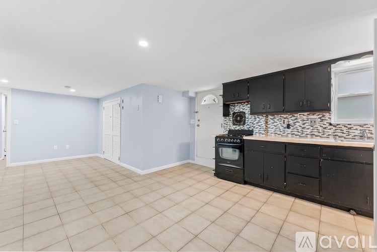 214 11th St 2 Beds Apartment for Rent - Photo gallery 3