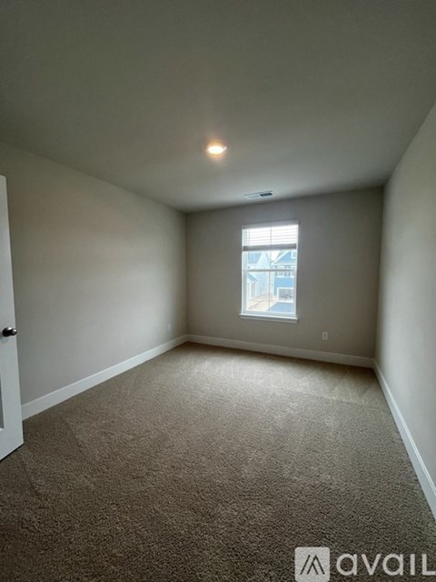106 Yurok Court 4 Beds Apartment for Rent