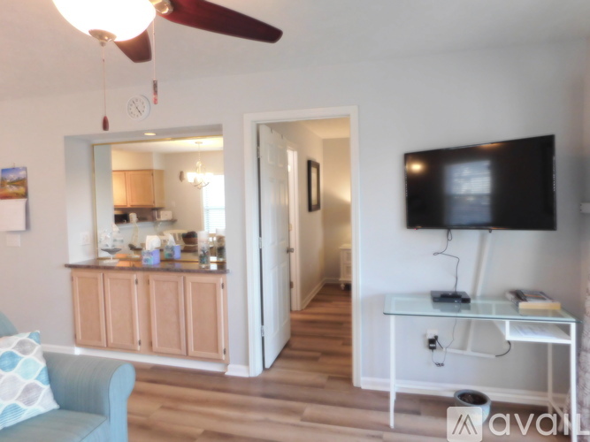 521 White River Dr 2 Beds Apartment for Rent - Photo gallery 5