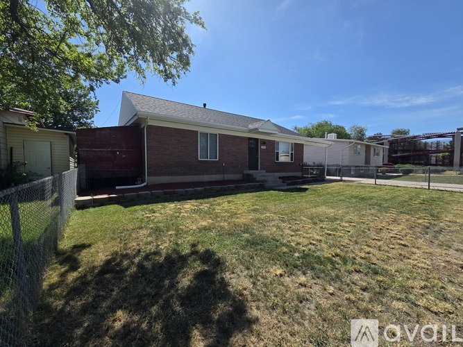 7941 S 3620 W 5 Beds Single Family Home for Rent - Photo gallery 2