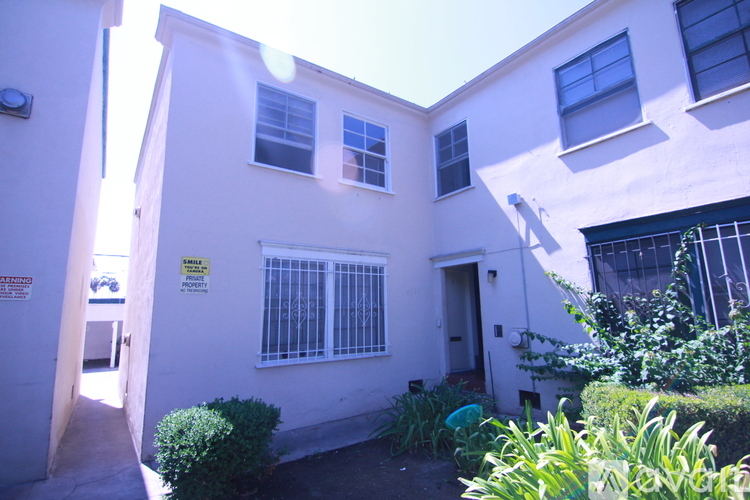5920 Melrose Ave 1 Apartment for Rent - Photo gallery 2
